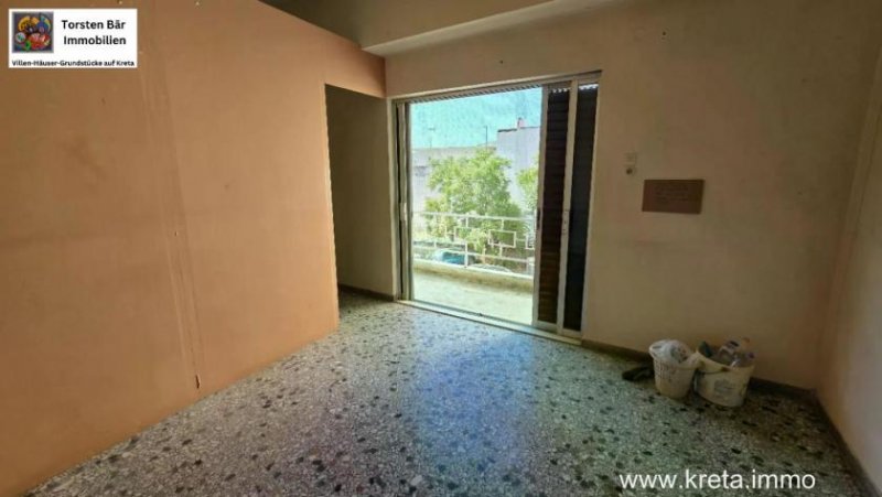 Mires Dreigeschossiges Wohn/Geschäftshaus in Mires Haus kaufen